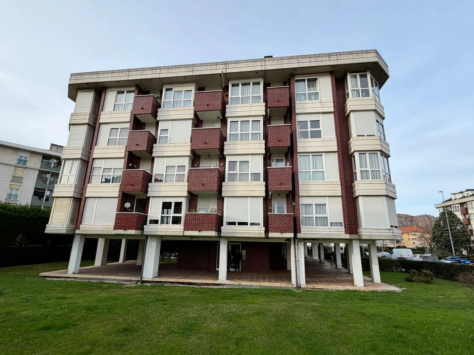Three-bedroom flat with pool in Peñacastillo