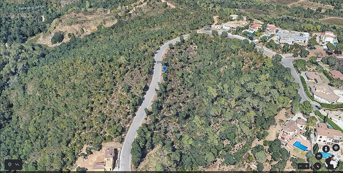 Parcela de 700 m² con vistas