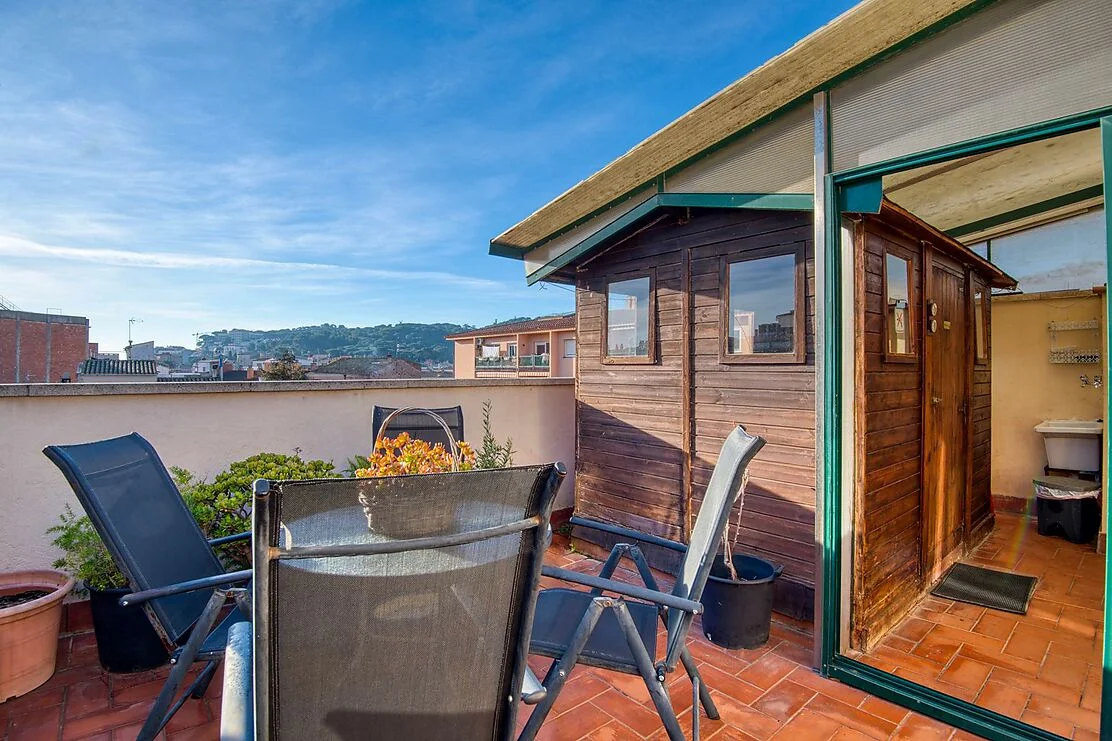 Central townhouse with four bedrooms
