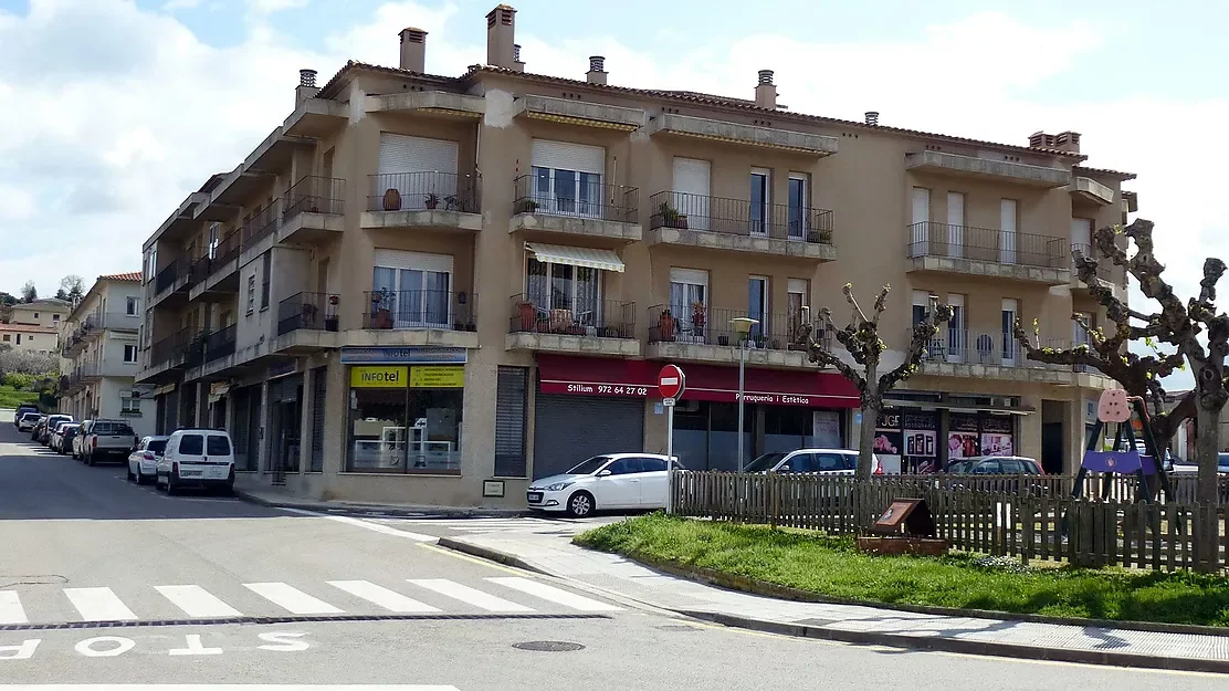 Visible commercial unit in Baix Empordà