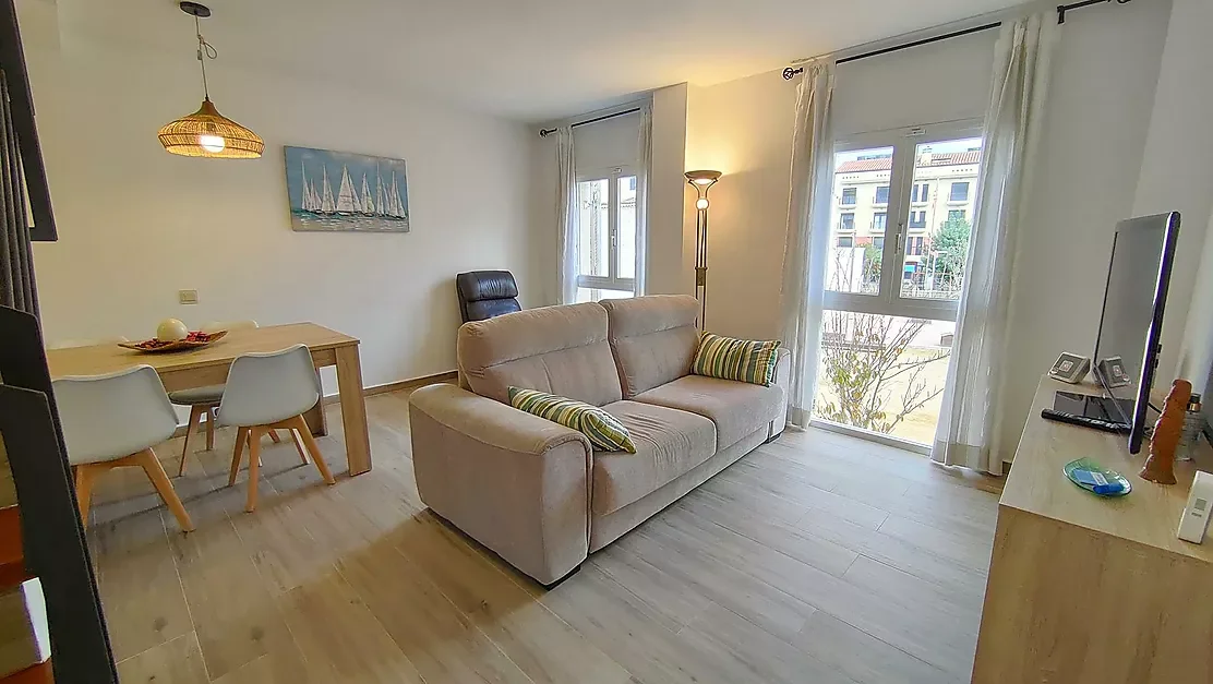 Renovated duplex near Costa Brava