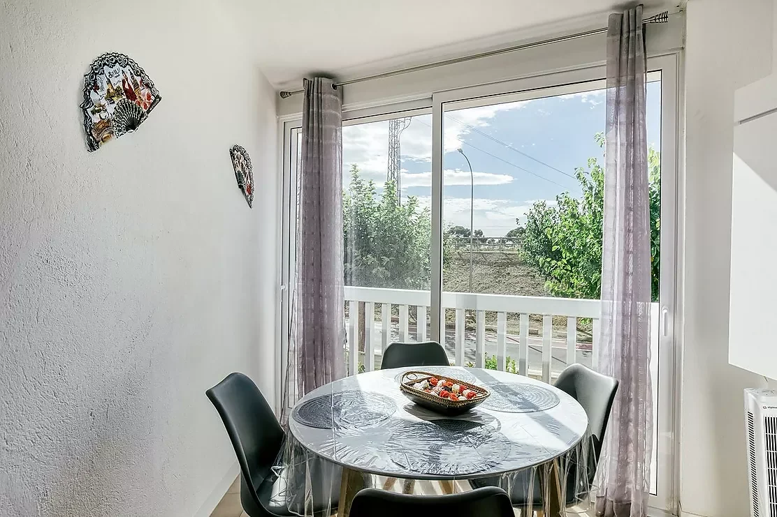 Apartamento reformado en Empuriabrava, 1 dormitorio