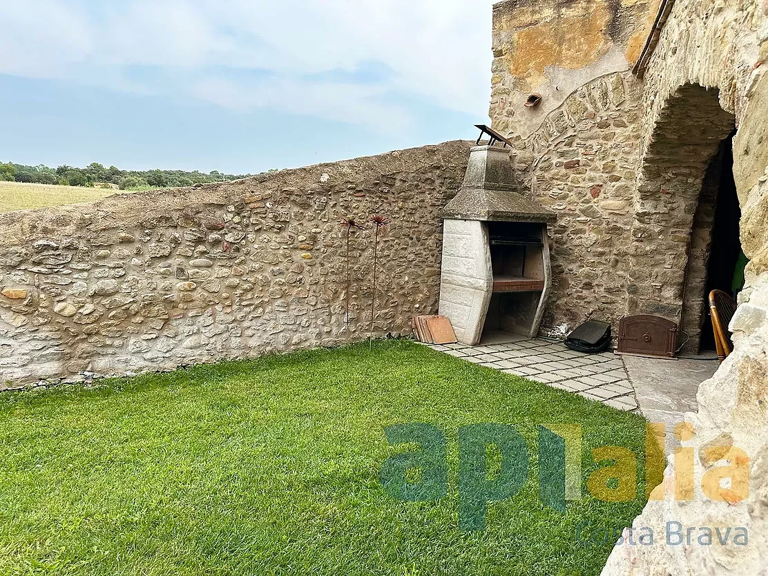 Casa auténtica cerca de Girona, 4 habitaciones
