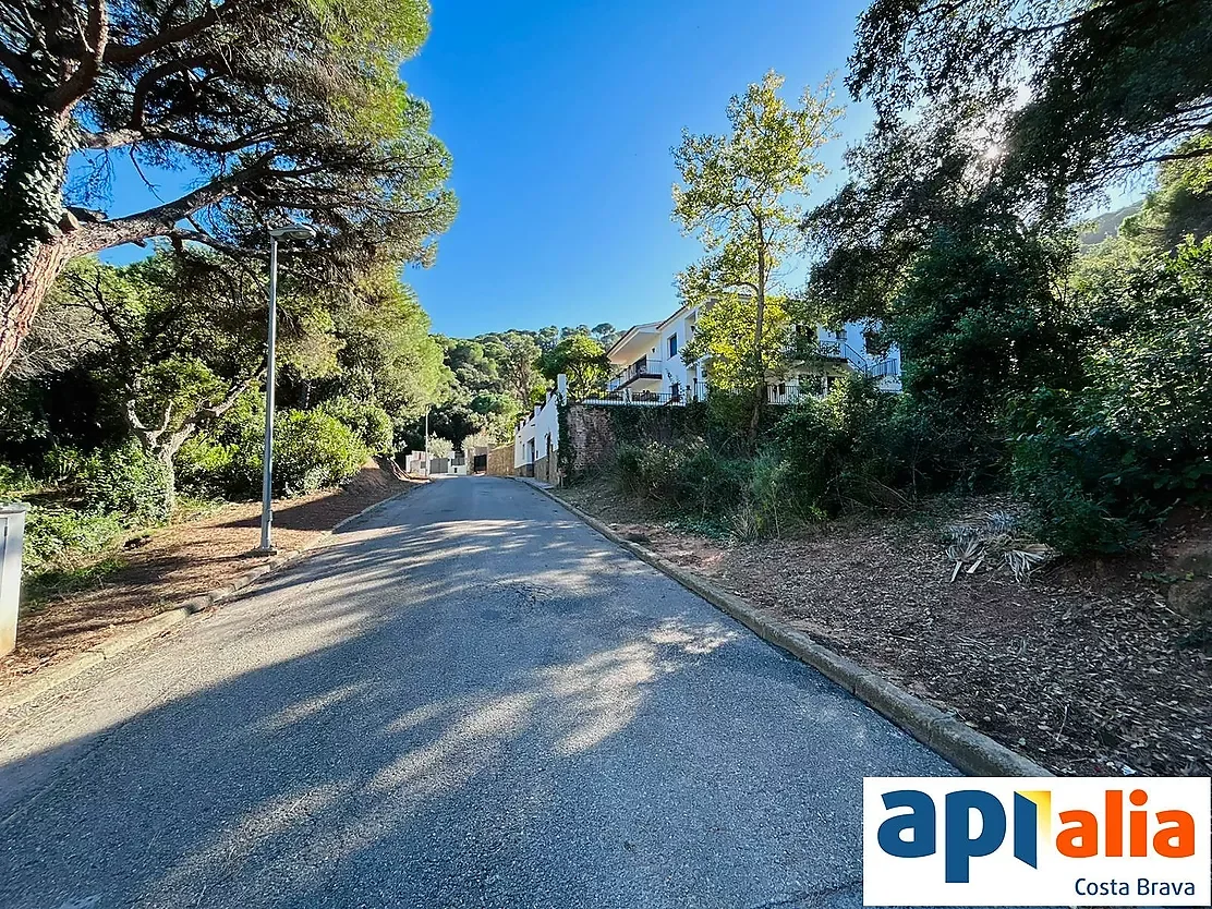 Parcela costera edificable en Rosamar, 850 m²