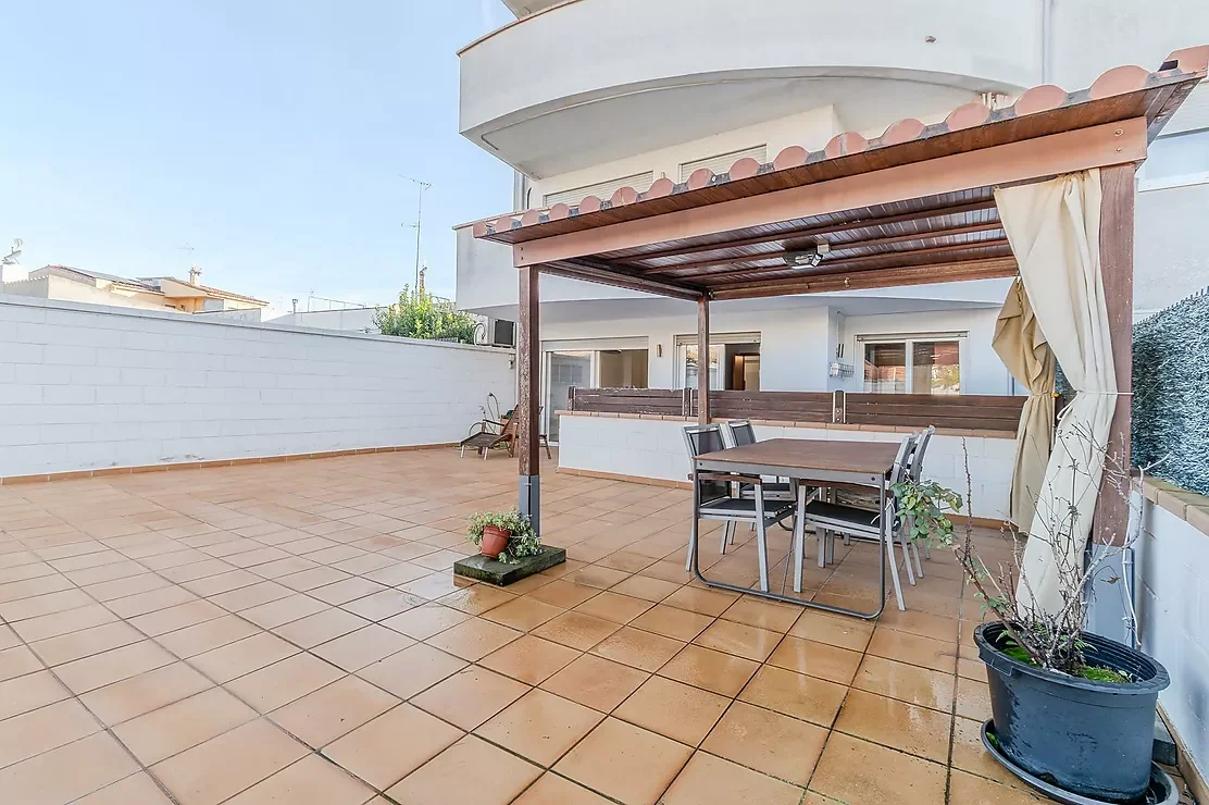 Central flat with 70 m² terrace