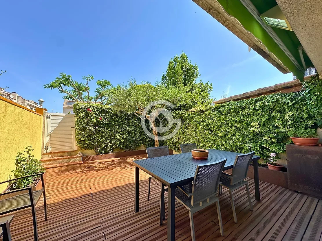 Spacious Palafrugell townhouse, five bedrooms