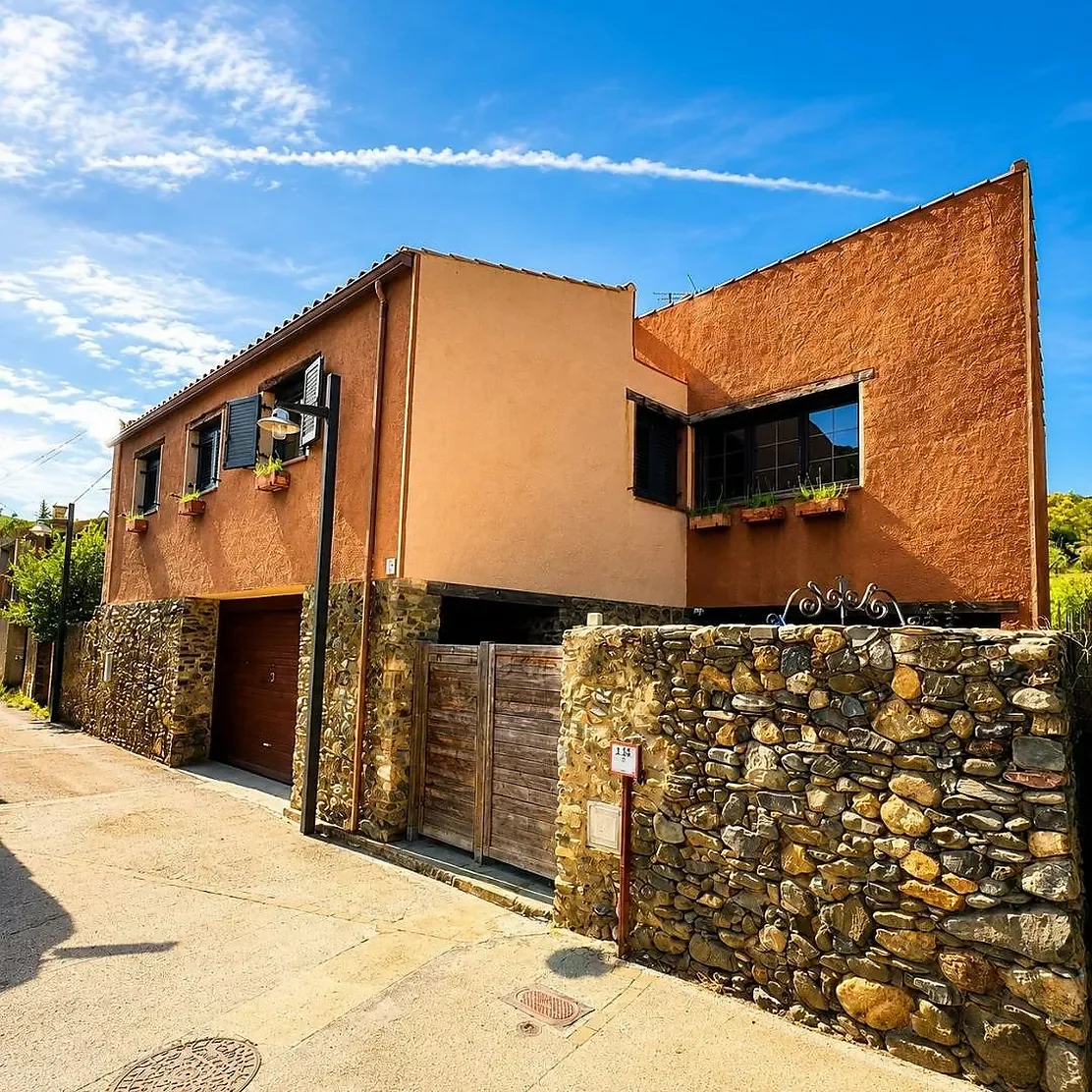 Detached home near Alt Empordà nature