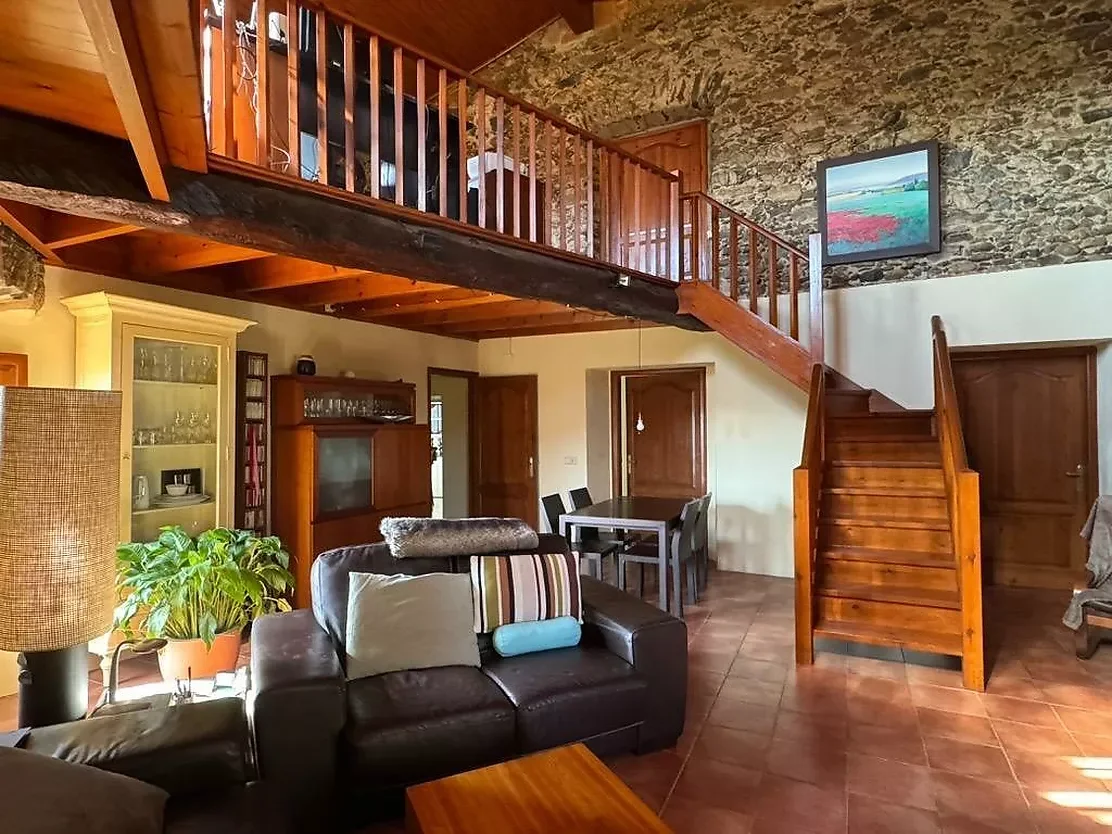 Casa histórica en Rabós de 396 m²