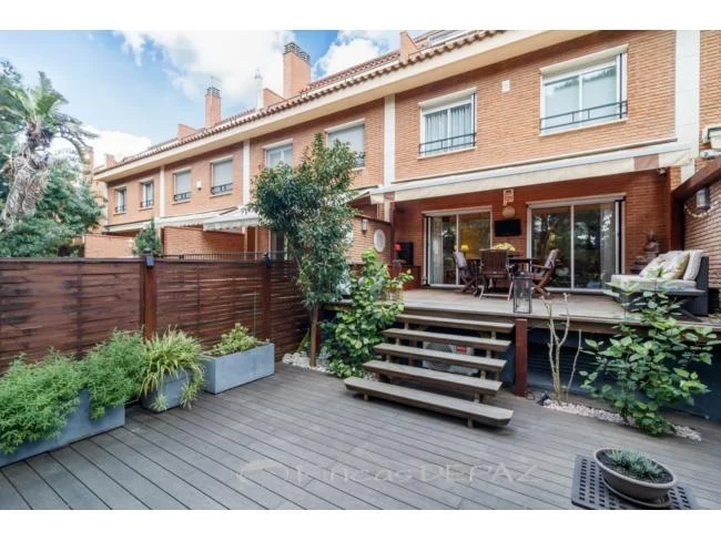 Adosado impecable en Gavà Mar, 265 m²