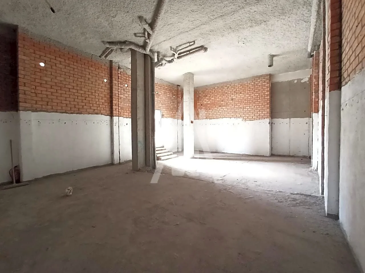 Local céntrico en Etxebarri, 84 m²
