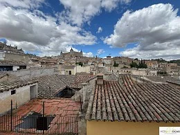 Large Casco house with eight bedrooms