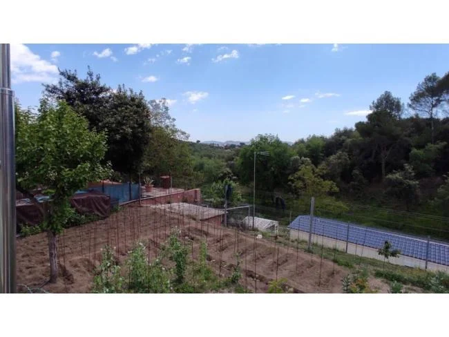 Developable Sentmenat plot, 1,300 m²