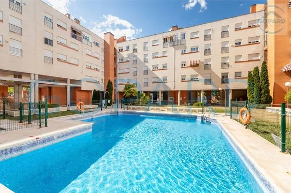 Bright Valdelasfuentes flat, three bedrooms