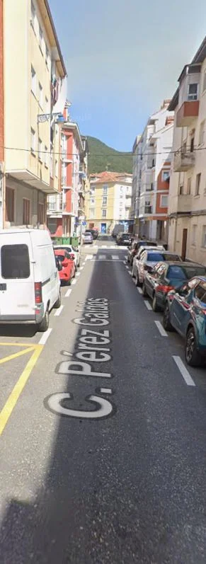 Garaje de 100 m² en Santoña para cuatro coches