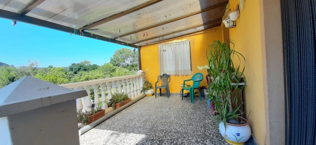 Gama land with five-bedroom house