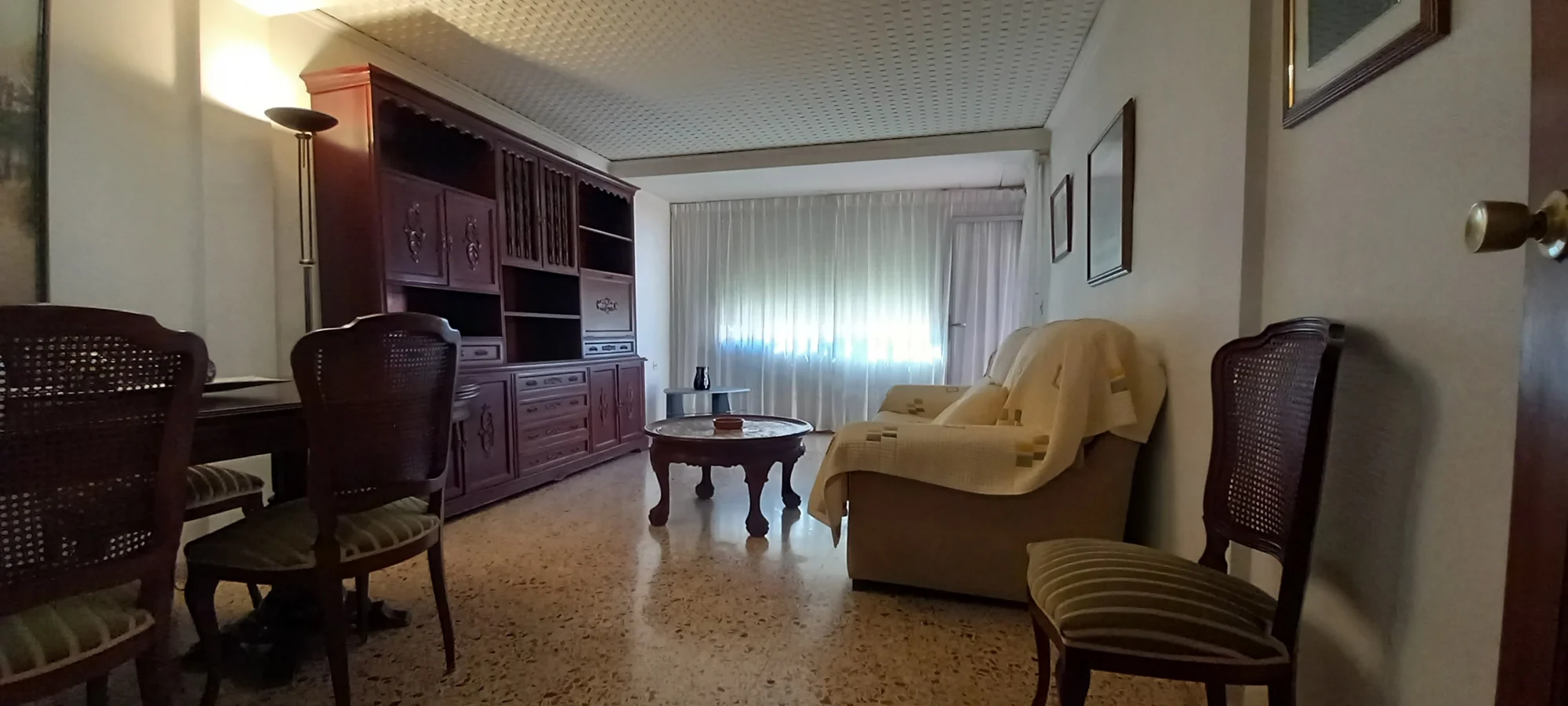 South-facing three-bedroom Grau flat