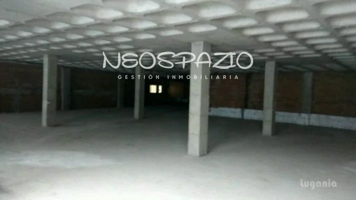 Gran local cerca del centro de Lugo