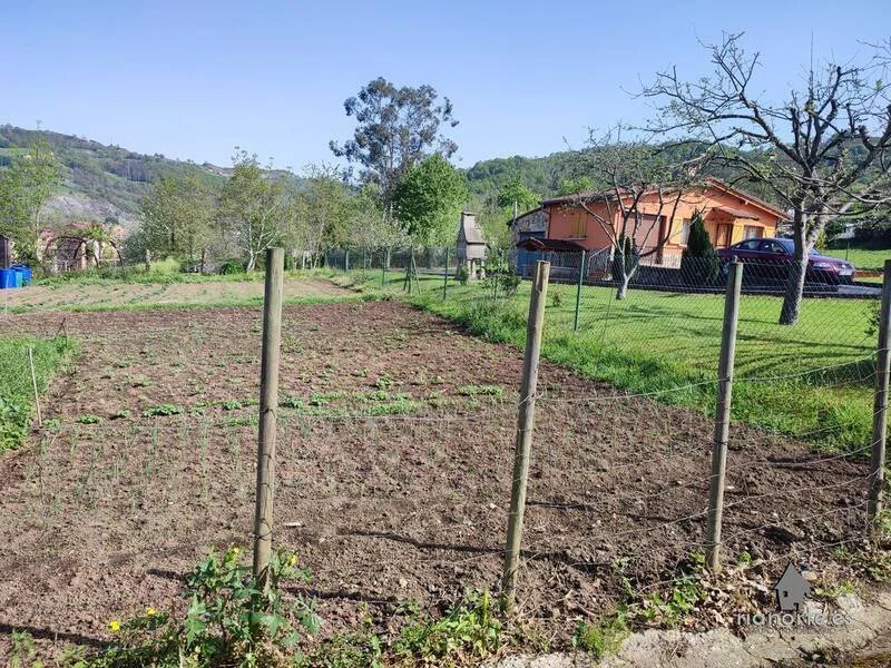Buildable Langreo plot, 1,425 m²