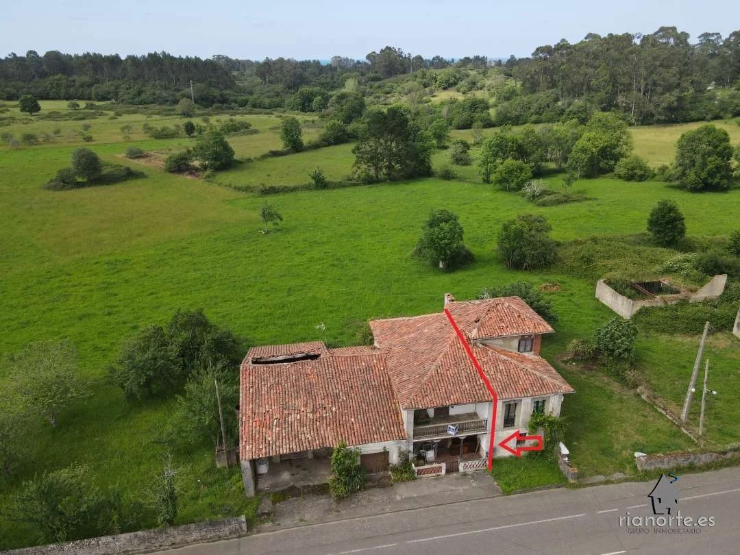 Asturian townhouse near Ribadesella, four bedrooms