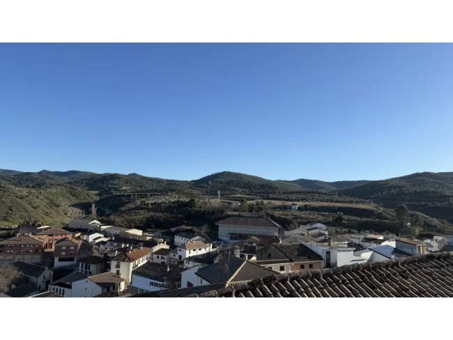 Casa cuidada en Cáseda, 377 m²