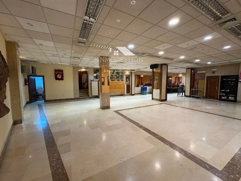 Local comercial céntrico en Villacerrada, 343 m²