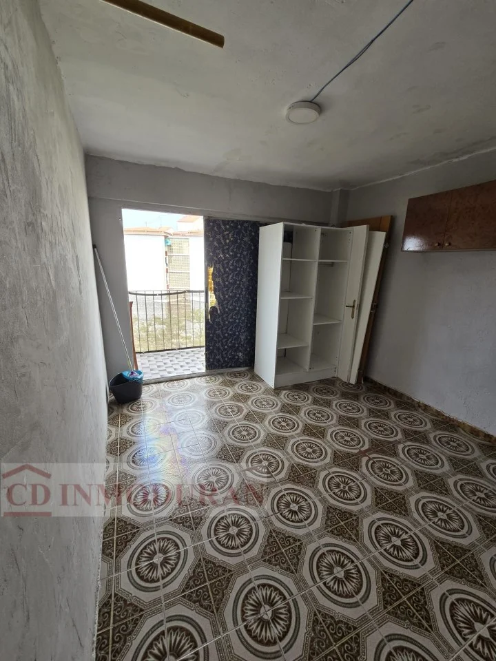 Renovation flat in Alicante, 3 bedrooms