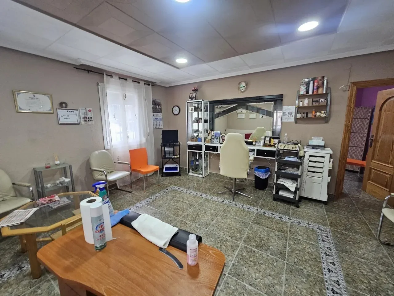 Alicante Norte flat with private parking