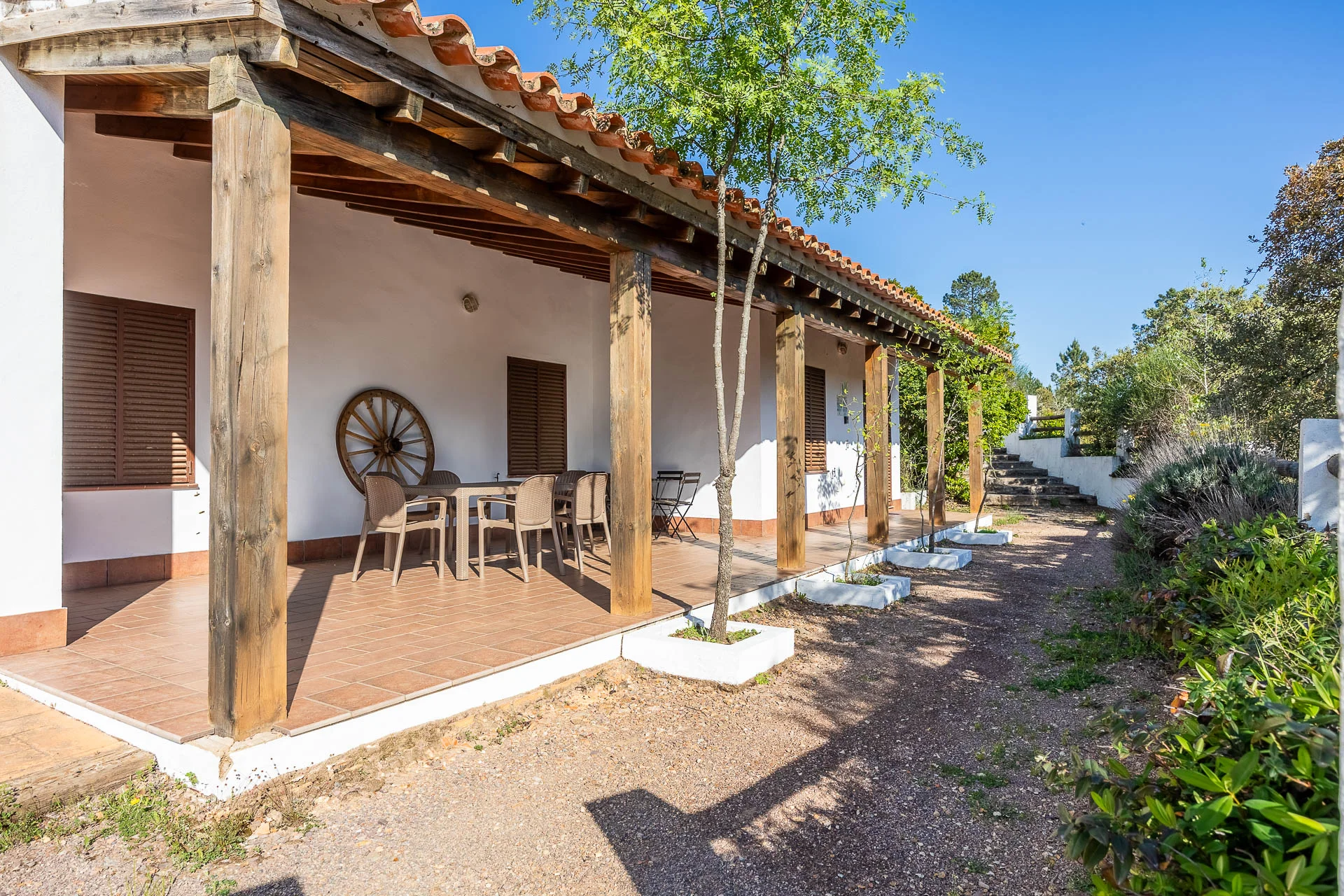 Tres casas rurales en la Sierra protegida
