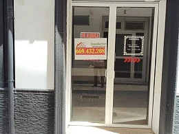Local a pie de calle en Vinaros, dos baños
