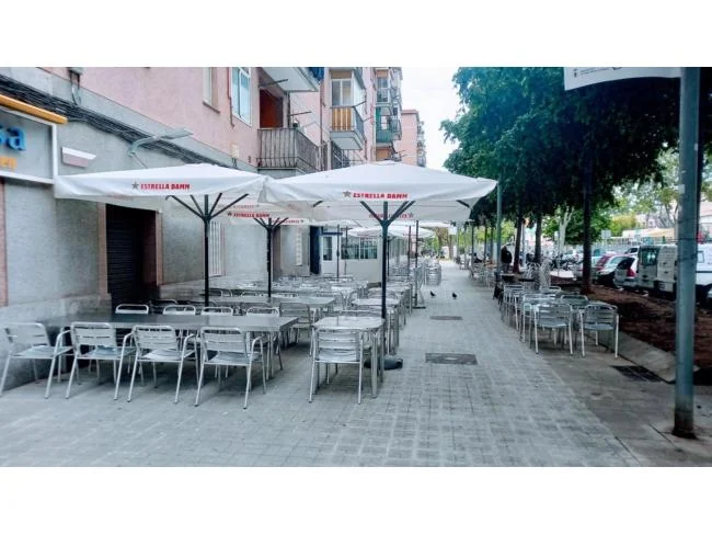 Commercial premises with operating tapas bar