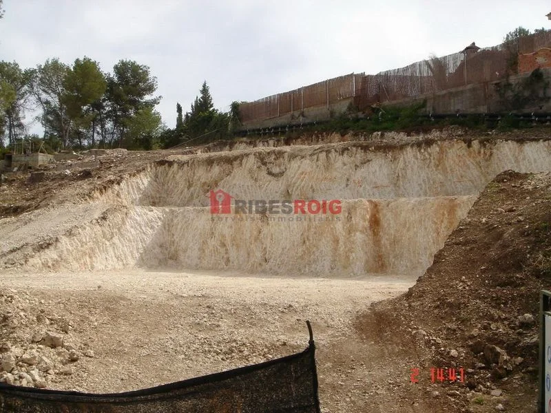 Urban plot in Pineda Park, 860 m²