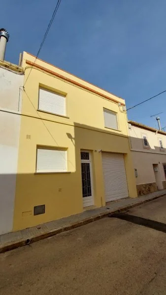 Rented townhouse in Moja, four bedrooms