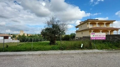 Urbanized plot with 294 m² buildability