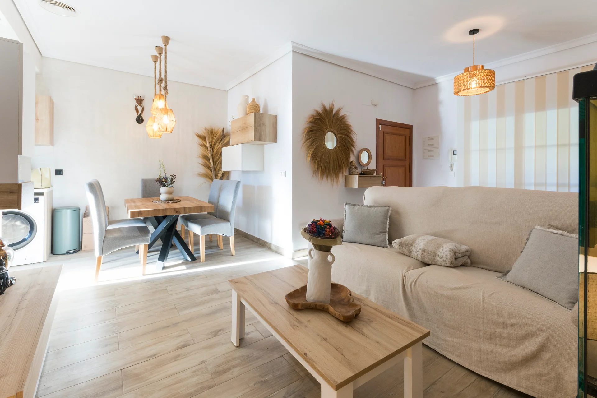 130 m² studio with terraces