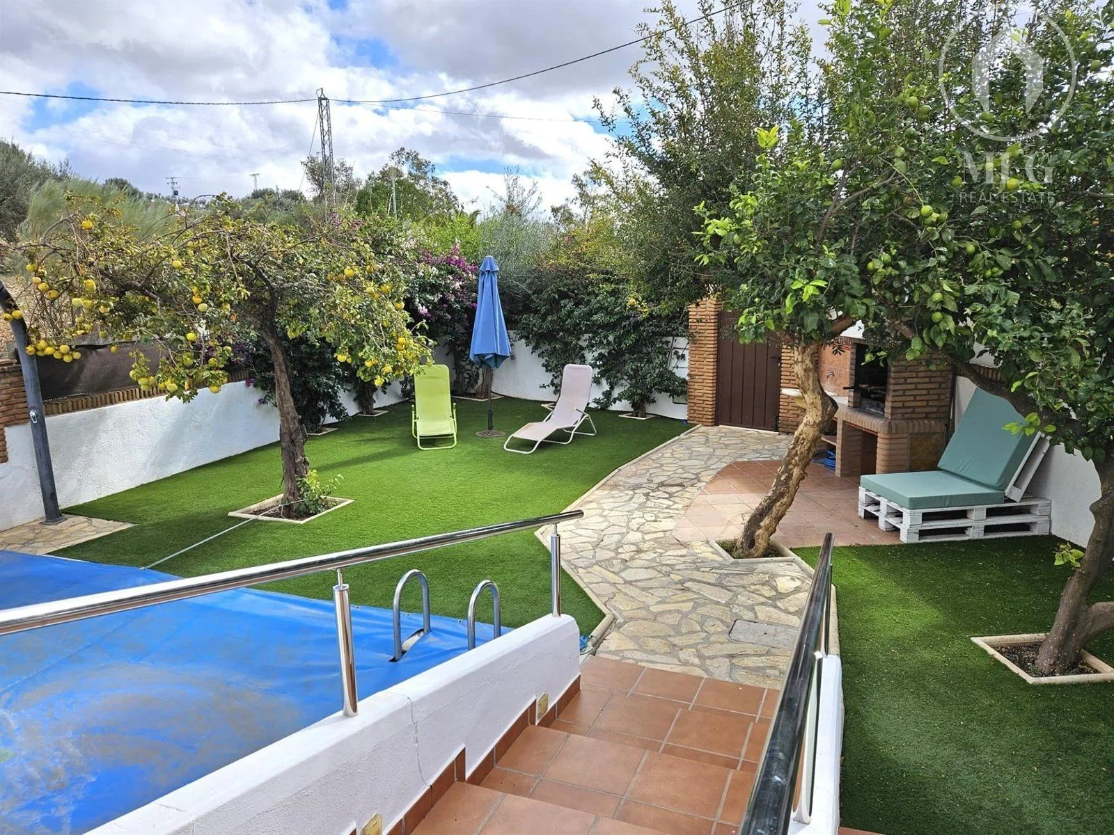 Tourist-licensed chalet with private pool