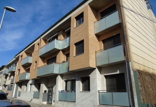 Manlleu parking space, 14 m²