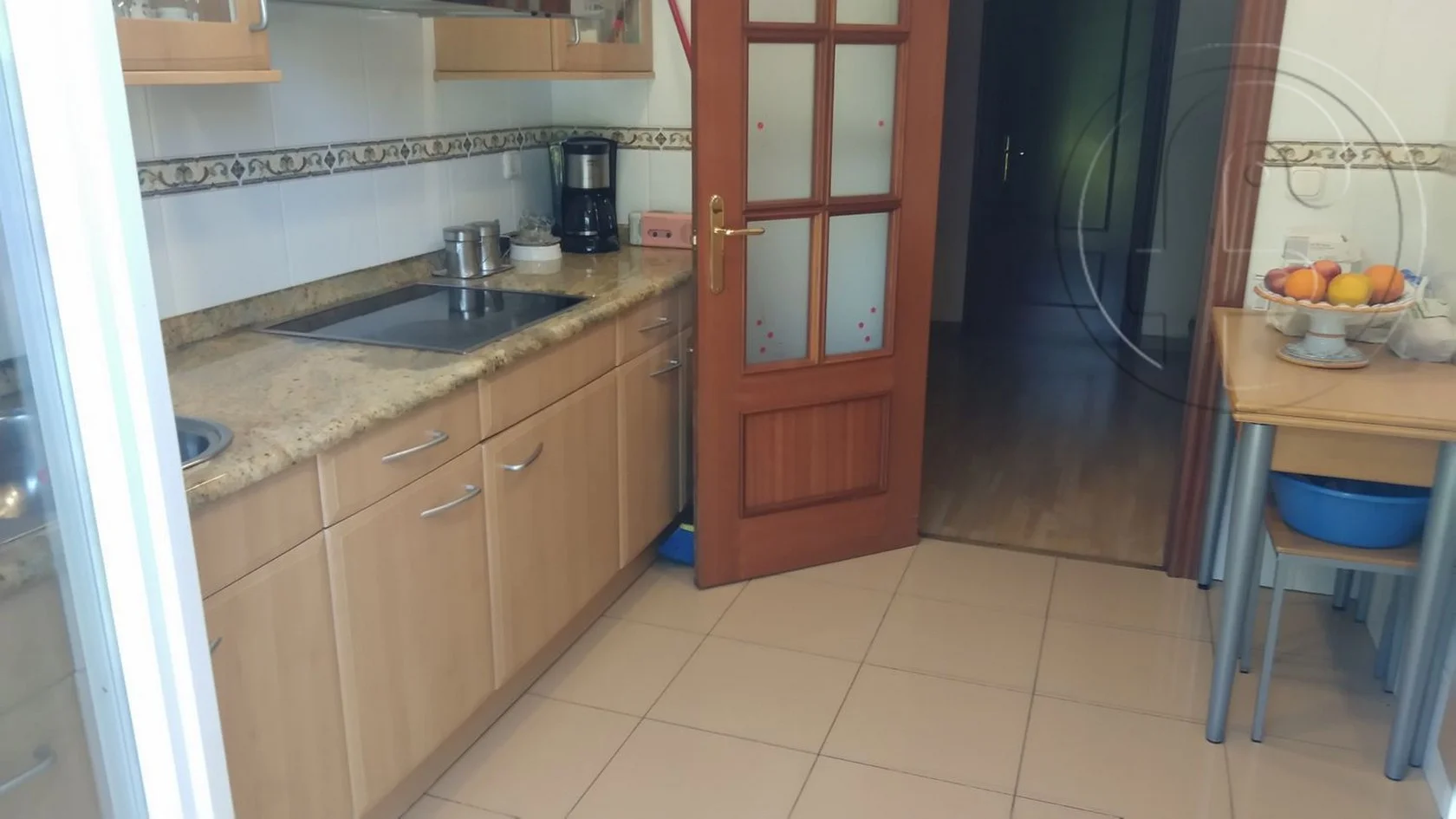 Bright two-bedroom flat near 4 Caminos