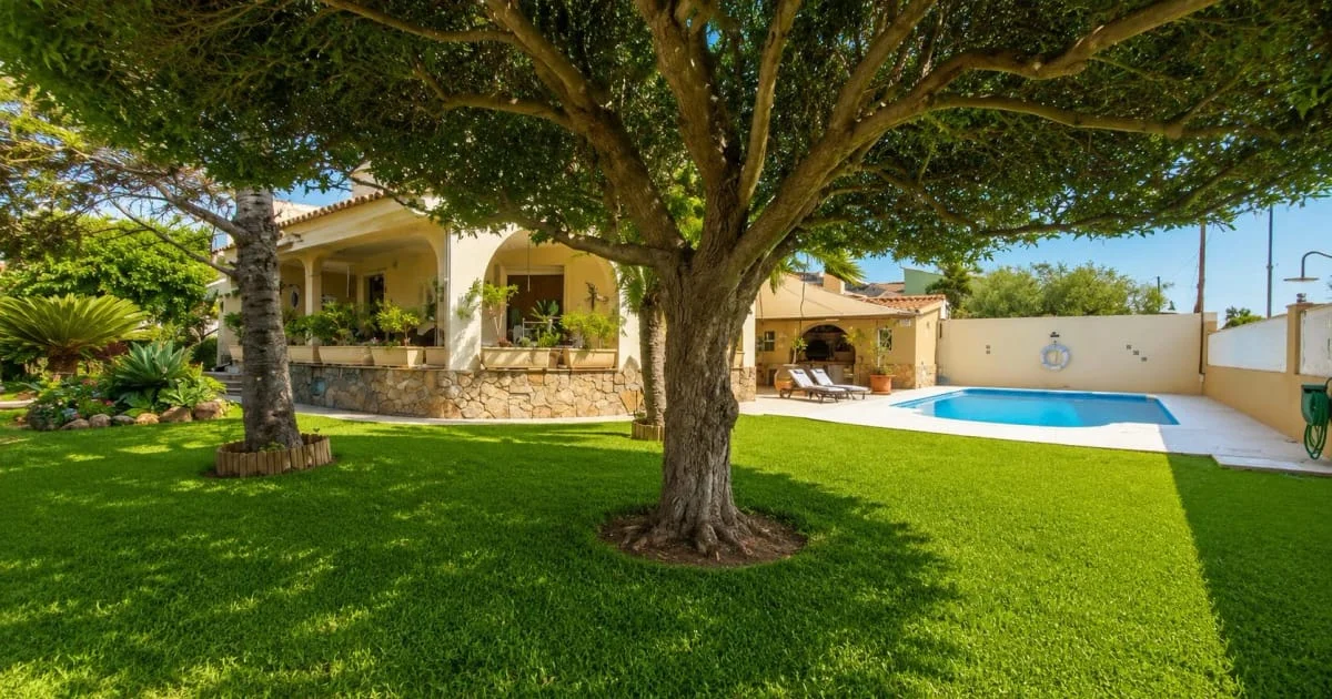 Independent villa by Pinar, 4 bedrooms