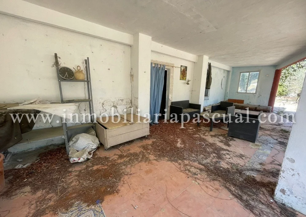 Dos casas rurales en 45.767 m²