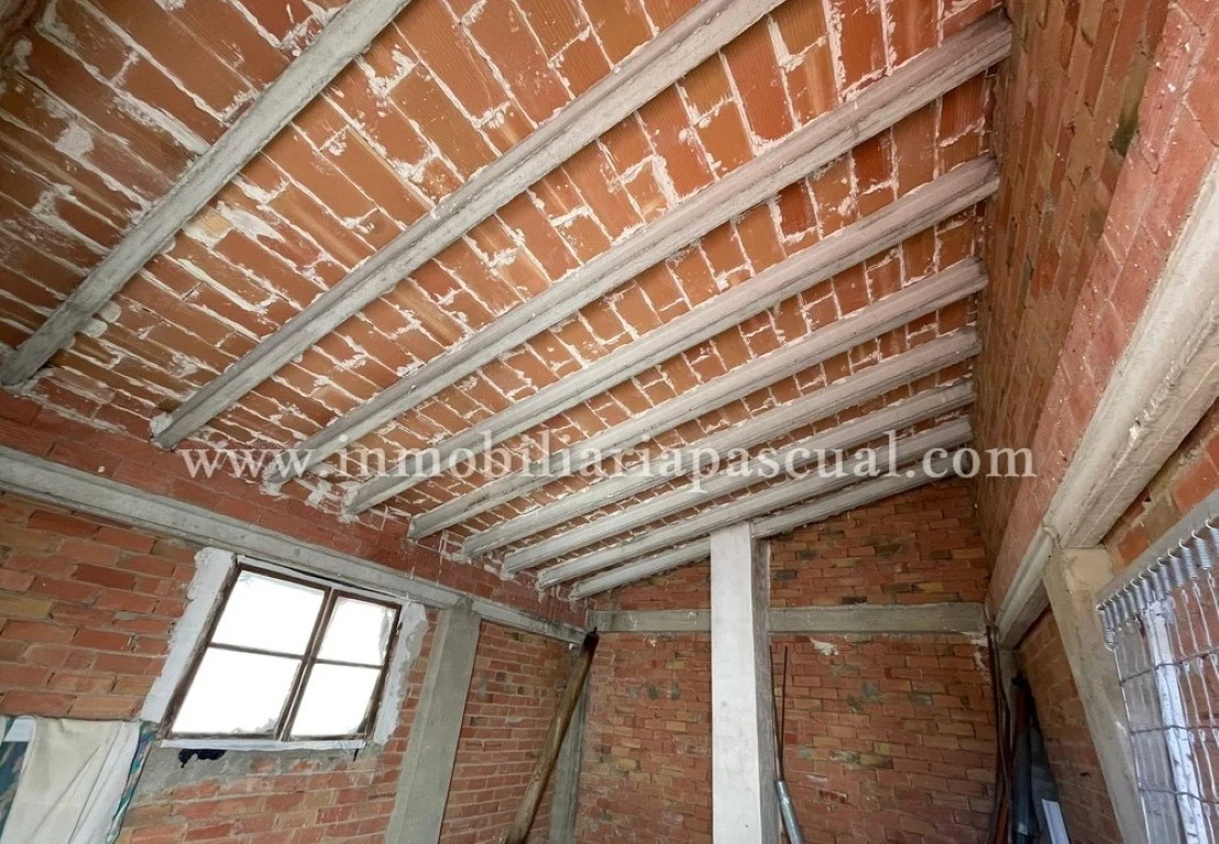 Casa amueblada en Beniarrés, tres dormitorios