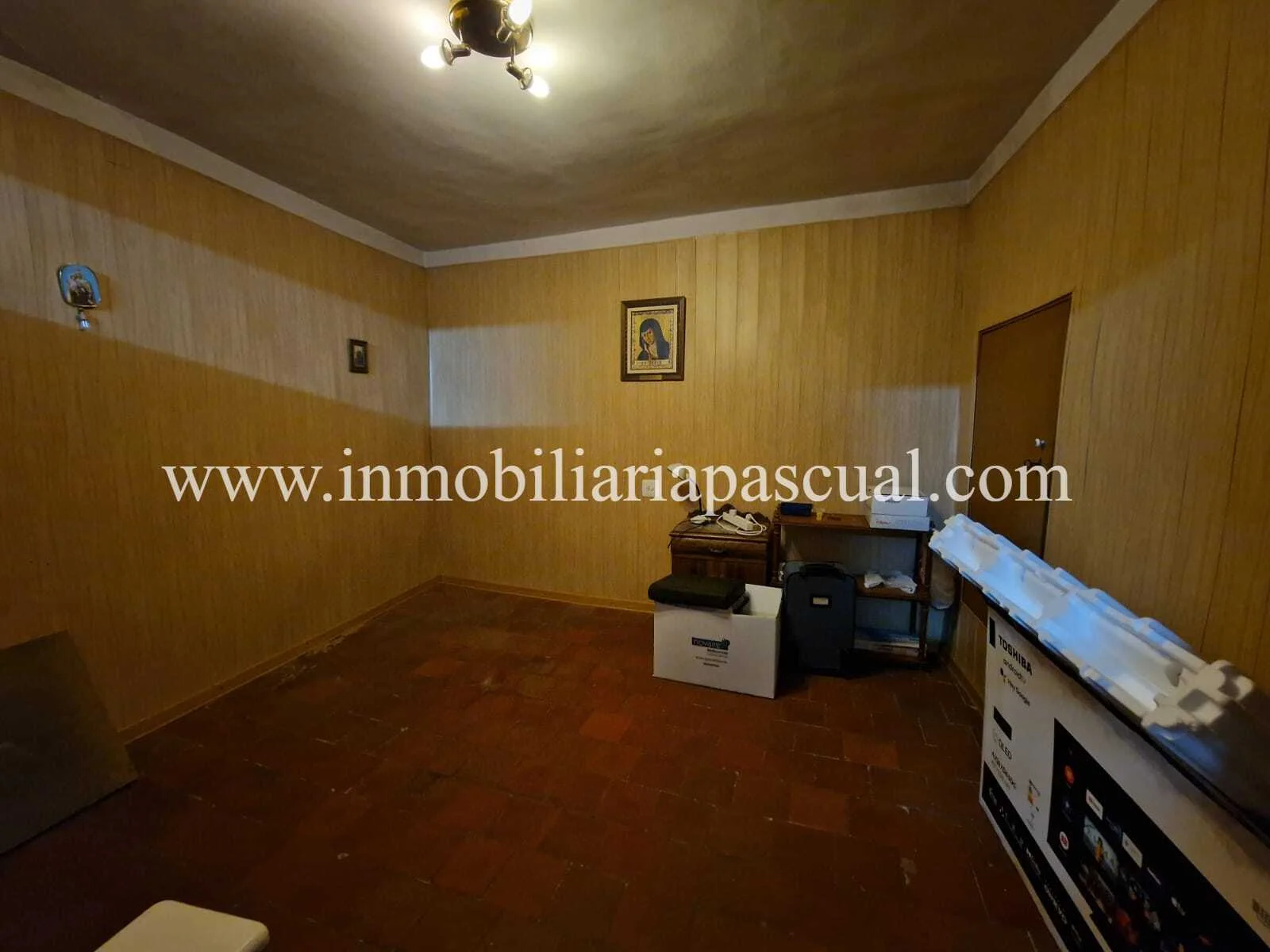 Casa de tres plantas para reformar en Cocentaina