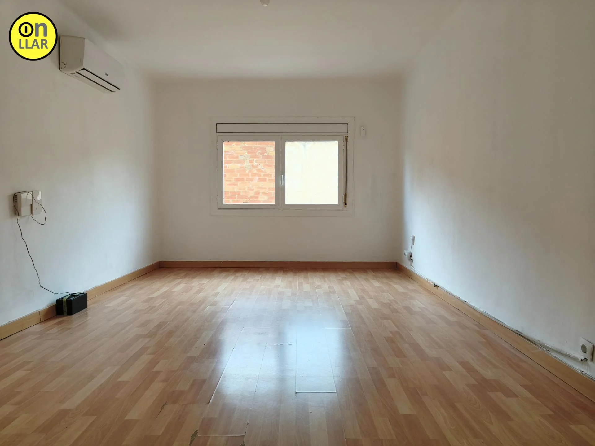 Piso céntrico en Mollet, tres habitaciones