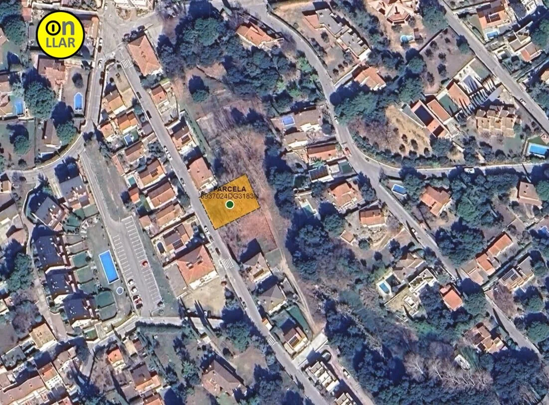 Solar urbano céntrico de 756 m²