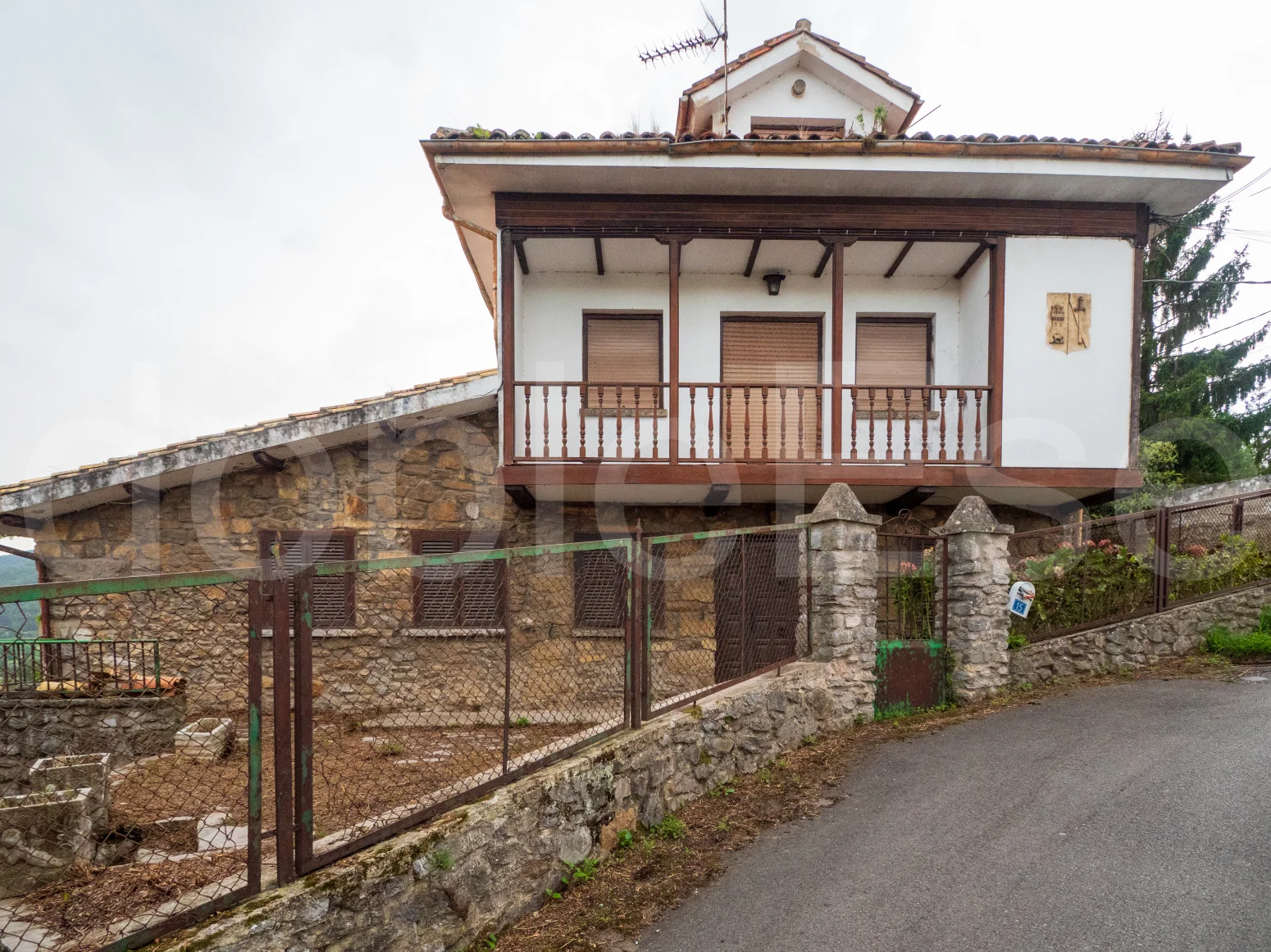 Spacious Soto del Barco house, 5 bedrooms