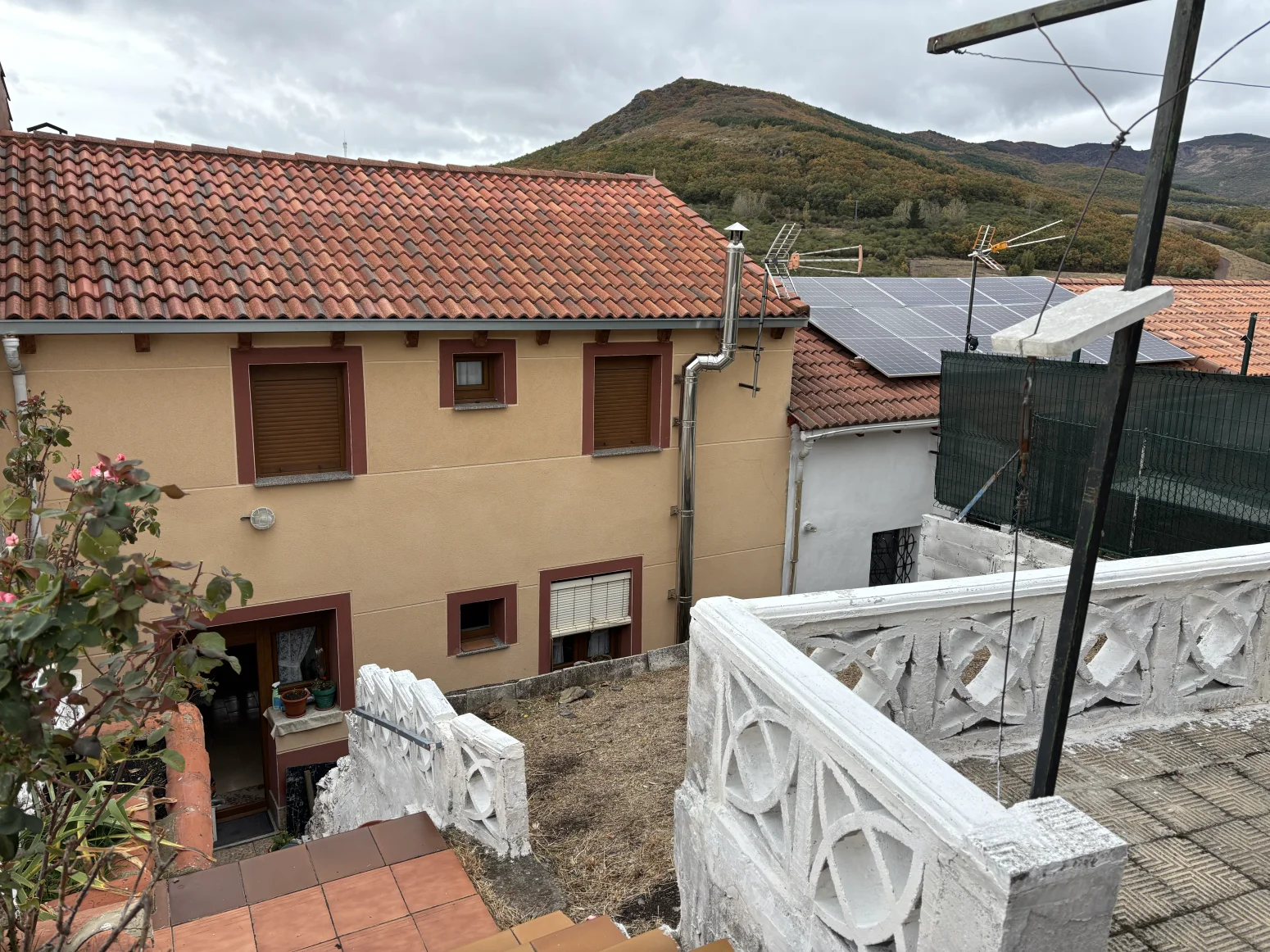 Reformed mountain house, four bedrooms