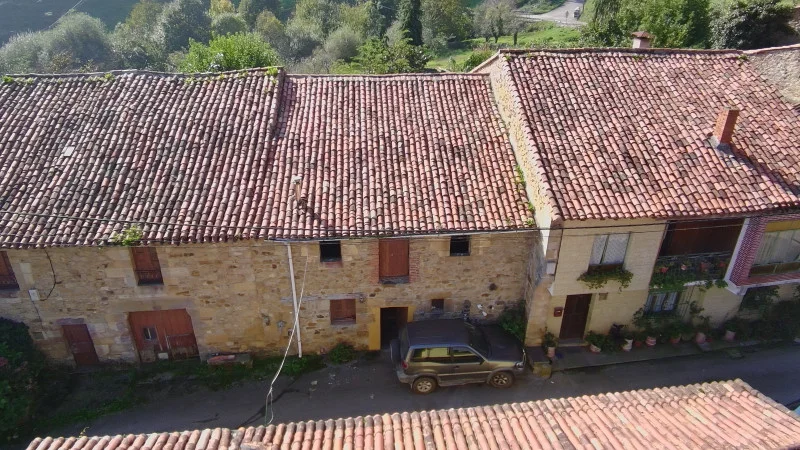Rural house with 248 m² in Hijas