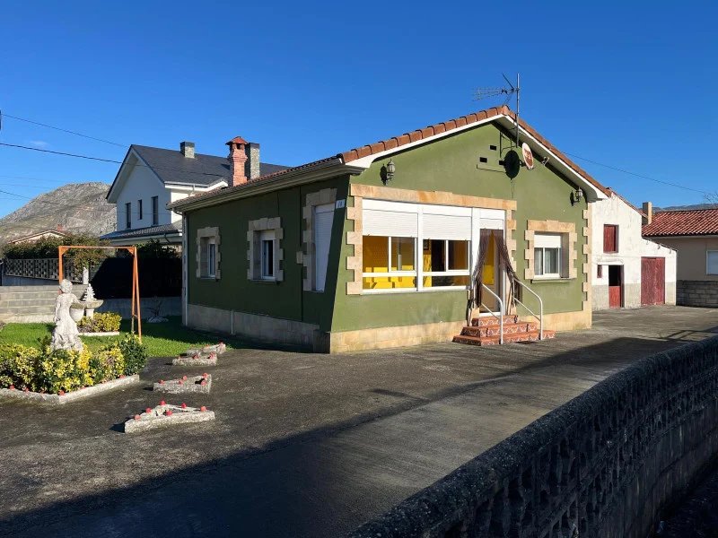 Casa en planta baja con gran parcela