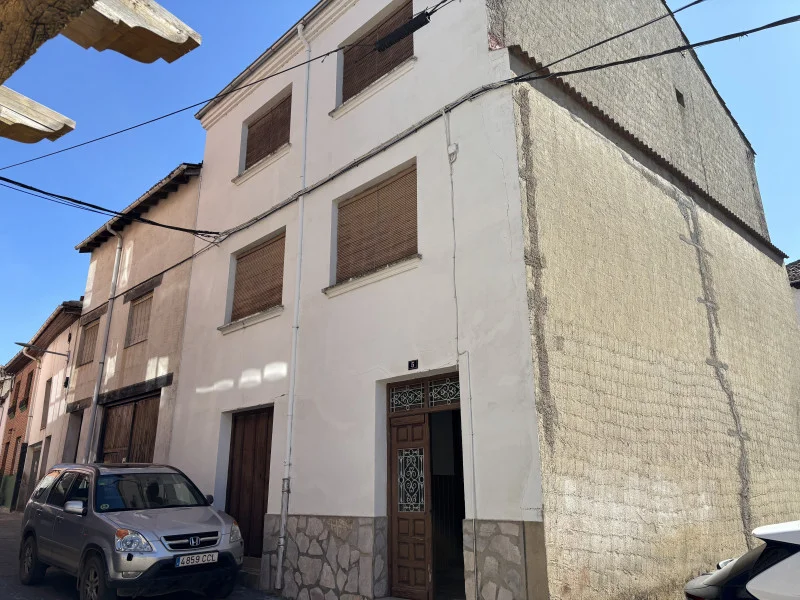 Edificio multiunidad en Herrera, 228 m²