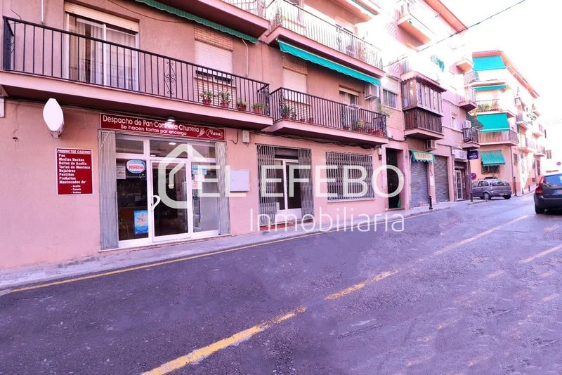 Local comercial céntrico en Antequera, 125 m²