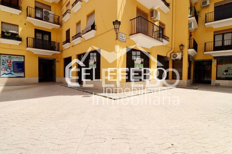 Local comercial céntrico de 332 m²